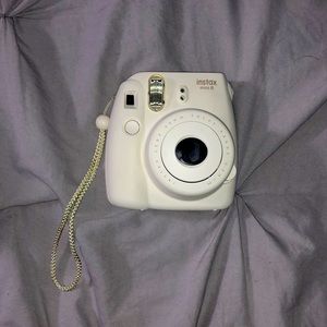 Instax mini 8 Polaroid camera & case